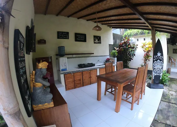 Habitación en casa particular Honey Canggu